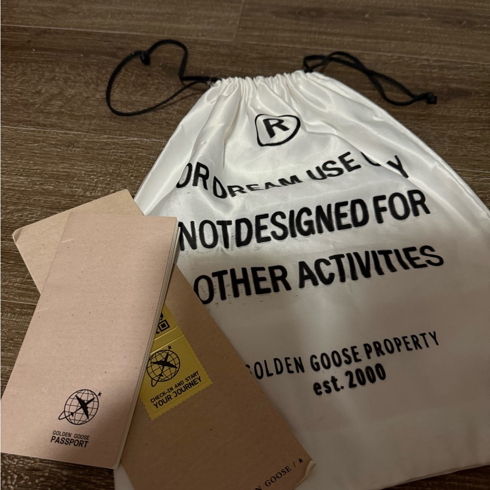 Golden Goose shoes - Picture 4 of 4